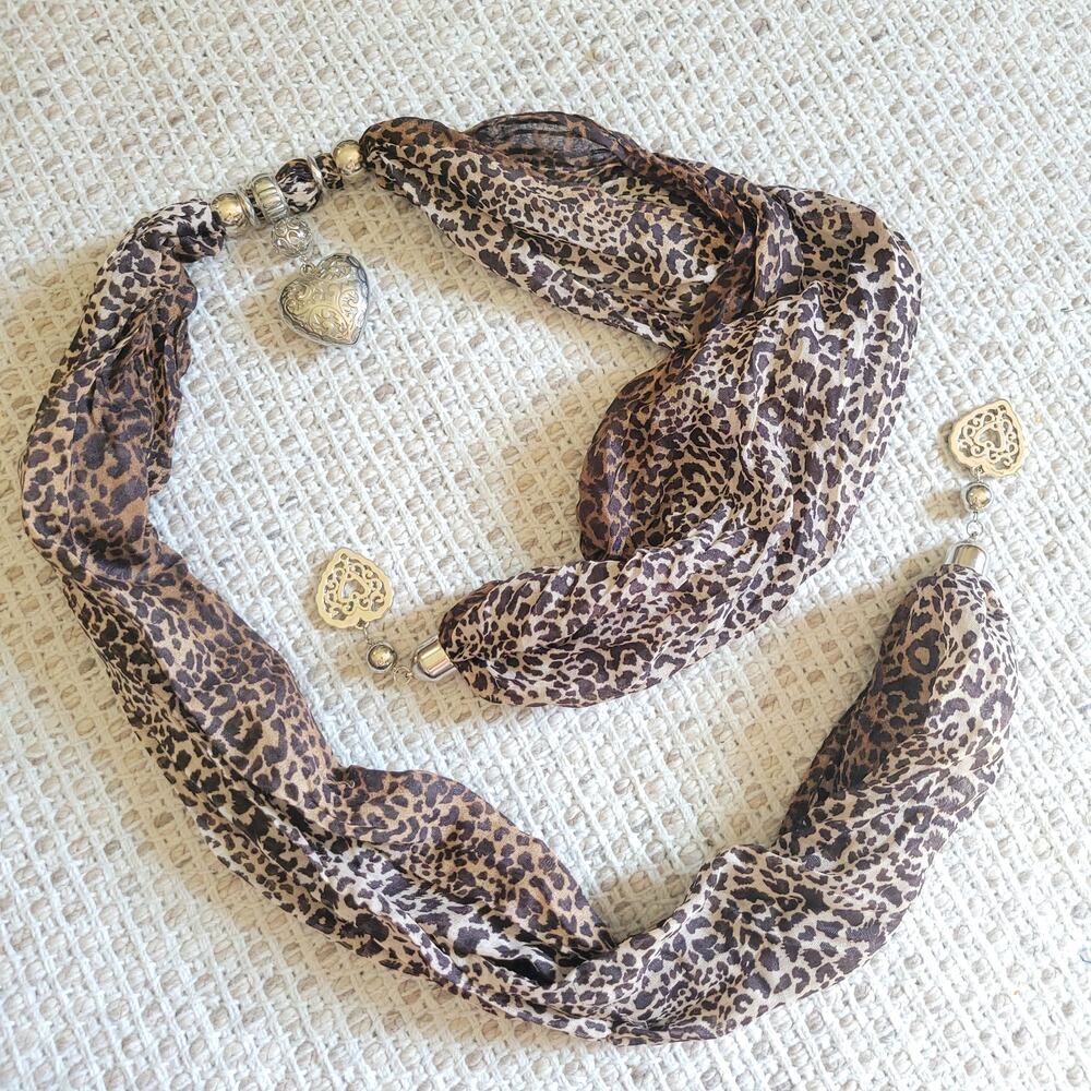 Y2K Cheetah Print Scarf Belt With Chunky Silver Heart Charm Details